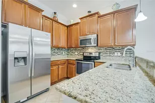12126 Tripletail Ln, Orlando, FL 32827 - Photo 9