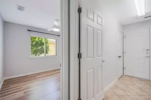12126 Tripletail Ln, Orlando, FL 32827 - Photo 11