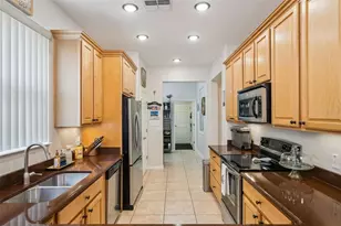 2448 Palm Tree Dr, Kissimmee, FL 34759 - Photo 9