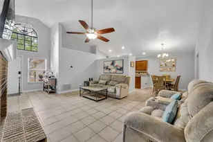 1921 Blue Fox Ct, Orlando, FL 32825 - Photo 5