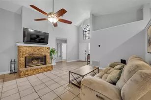 1921 Blue Fox Ct, Orlando, FL 32825 - Photo 7