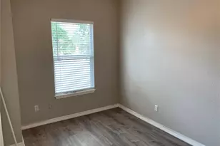 2115 S Ferncreek Ave, Orlando, FL 32806 - Photo 11