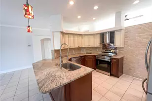 4241 Settlers Ct, Saint Cloud, FL 34772 - Photo 9