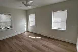 10206 N Oakleaf Ave, Tampa, FL 33612 - Photo 9