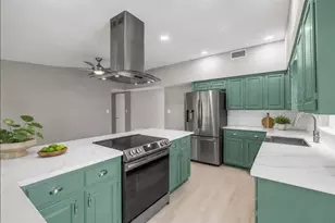 2215 Woodcrest Dr, Winter Park, FL 32792 - Photo 9