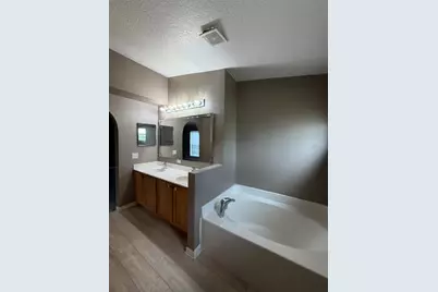 5539 Sycamore Canyon Drive, Kissimmee, FL 34758 - Photo 19
