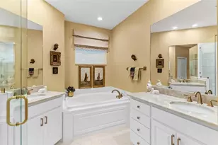 564 Grasslands Village Cir, Lakeland, FL 33803 - Photo 17