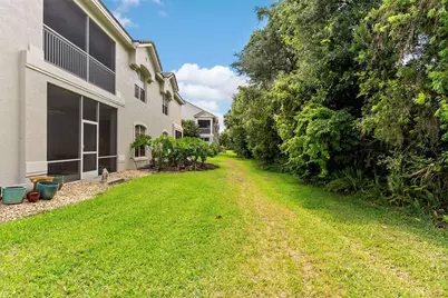 564 Grasslands Village Circle, Lakeland, FL 33803 - Photo 29