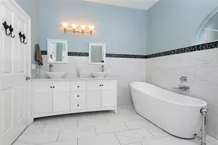 370 S Lost Lake Ln, Casselberry, FL 32707 - Photo 17