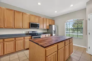 369 Villa Sorrento Cir, Haines City, FL 33844 - Photo 21