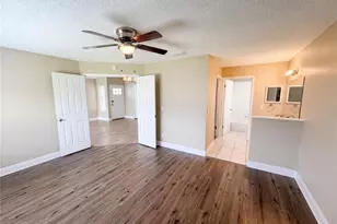 5447 Blueberry Dr, Orlando, FL 32811 - Photo 9