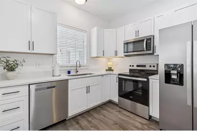 12715 Taylor Nicolas Drive, Tampa, FL 33612 - Photo 27