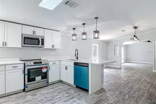 1907 Madre St, New Smyrna Beach, FL 32168 - Photo 5