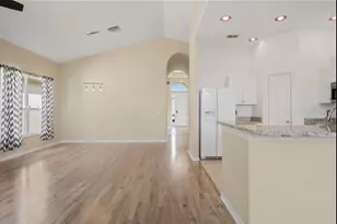 1009 Tuscan Hills Blvd, Davenport, FL 33897 - Photo 7