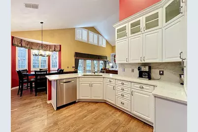 2433 Stoneview Road, Orlando, FL 32806 - Photo 15
