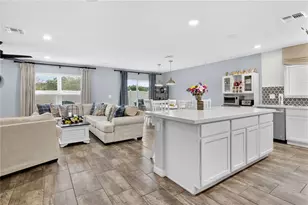 1033 Augustus Dr, Davenport, FL 33896 - Photo 5