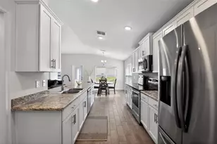 17941 SW 66th Pl, Dunnellon, FL 34432 - Photo 13