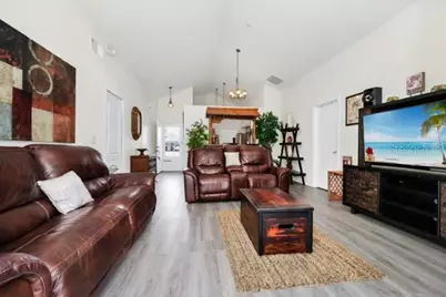 235 Hidden Springs Circle, Kissimmee, FL 34743 - Photo 7