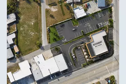 2006 S Atlantic Avenue, Daytona Beach, FL 32118 - Photo 3