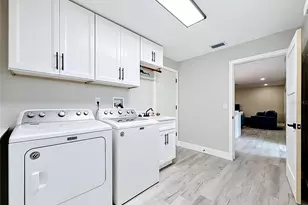 508 Shore Dr, Largo, FL 33771 - Photo 23