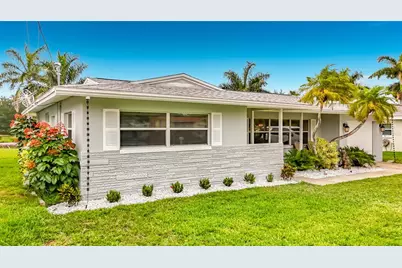508 Shore Drive, Largo, FL 33771 - Photo 3