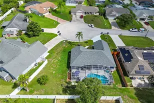 5565 Loma Vista Loop, Davenport, FL 33896 - Photo 11