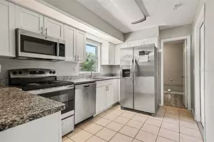 1534 Hallam Ct S, Lakeland, FL 33813 - Photo 5