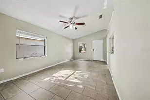 2710 Lorraine Dr, Leesburg, FL 34748 - Photo 5