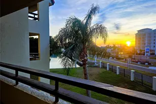 106 1st St E, Saint Petersburg, FL 33715 - Photo 29