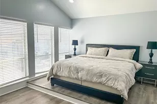 315 Medallion Blvd, Madeira Beach, FL 33708 - Photo 17