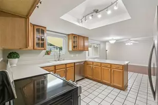 8328 Crosswicks Dr, Orlando, FL 32819 - Photo 15