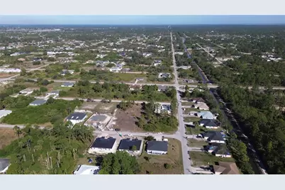 880 Gulf Lane, Lehigh Acres, FL 33974 - Photo 7