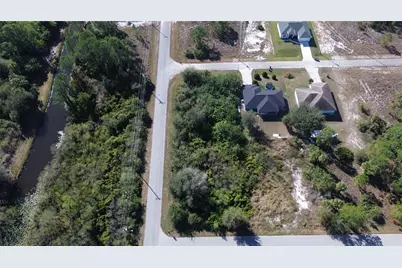880 Gulf Lane, Lehigh Acres, FL 33974 - Photo 5