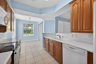 8352 Quimby Cir, Davenport, FL 33896 - Photo 9