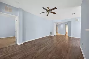 8352 Quimby Cir, Davenport, FL 33896 - Photo 5