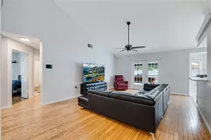 2305 Jessica Ln, Kissimmee, FL 34744 - Photo 9