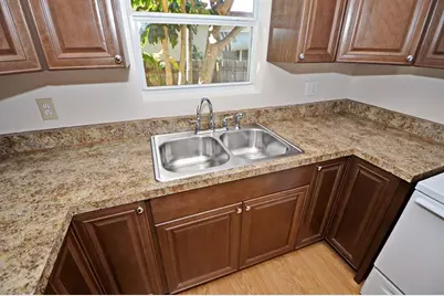1337 Cumbie Street, Orlando, FL 32804 - Photo 11