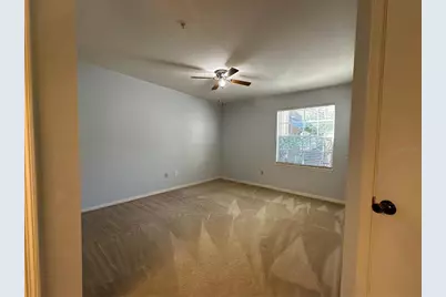 7270 Westpointe Boulevard #916, Orlando, FL 32835 - Photo 11