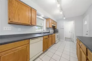1646 Brady Dr, Deltona, FL 32725 - Photo 9