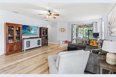15518 Fountain Cove Court, Winter Garden, FL 34787 - Photo 17