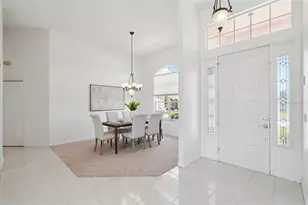 8146 Canyon Lake Cir, Orlando, FL 32835 - Photo 3