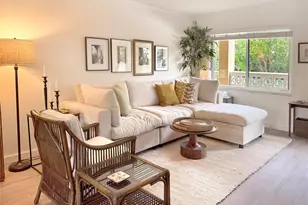 5080 Locust St NE, Saint Petersburg, FL 33703 - Photo 5