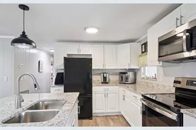 332 Hawthorne Boulevard, Leesburg, FL 34748 - Photo 11