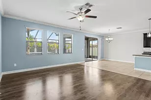 10025 Ivory Dr, Sun City Center, FL 33573 - Photo 5