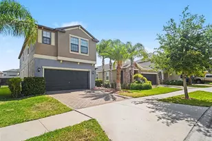 10025 Ivory Dr, Sun City Center, FL 33573 - Photo 3