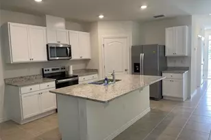 927 Waterfall Blvd, Davenport, FL 33837 - Photo 3