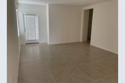 927 Waterfall Boulevard, Davenport, FL 33837 - Photo 7