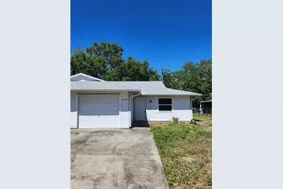 2429 Centennial Boulevard, Leesburg, FL 34748 - Photo 1