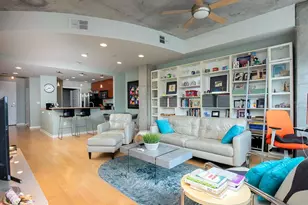 525 E Jackson St, Orlando, FL 32801 - Photo 11
