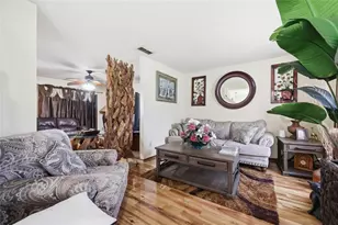 3027 Queens Gate Rd, Orlando, FL 32818 - Photo 9
